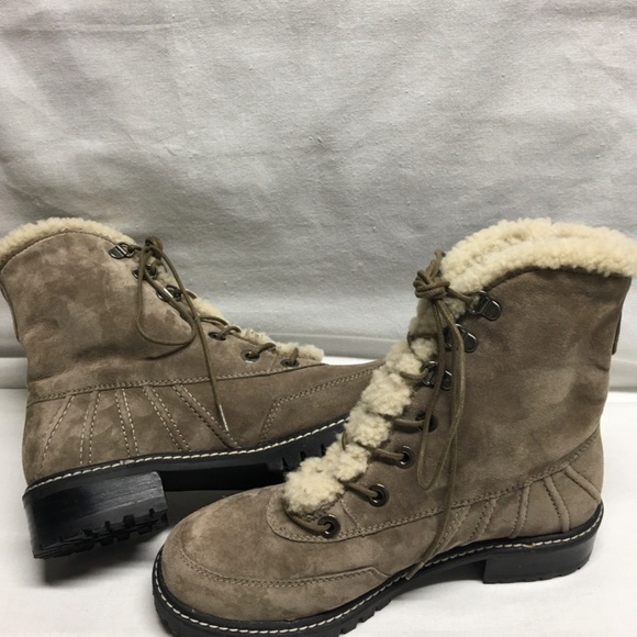 Stuart Weitzman boots 🥶 - Picture 1 of 6